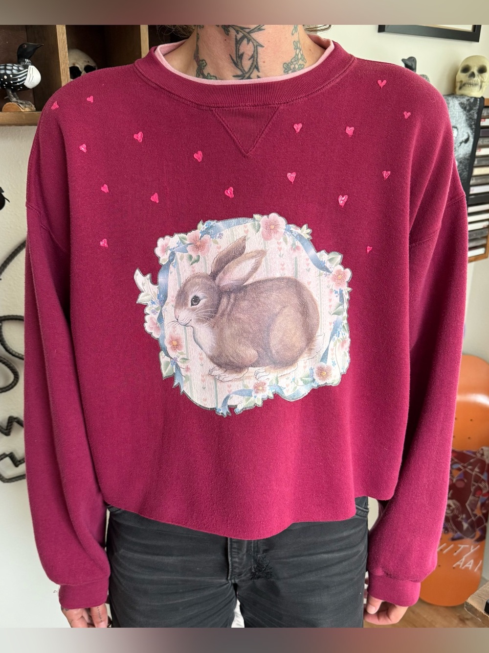 Vintage 80s 90s Cropped Boxy Rabbit Floral Hearts Graphic Sweatshirt ~ Size XL
